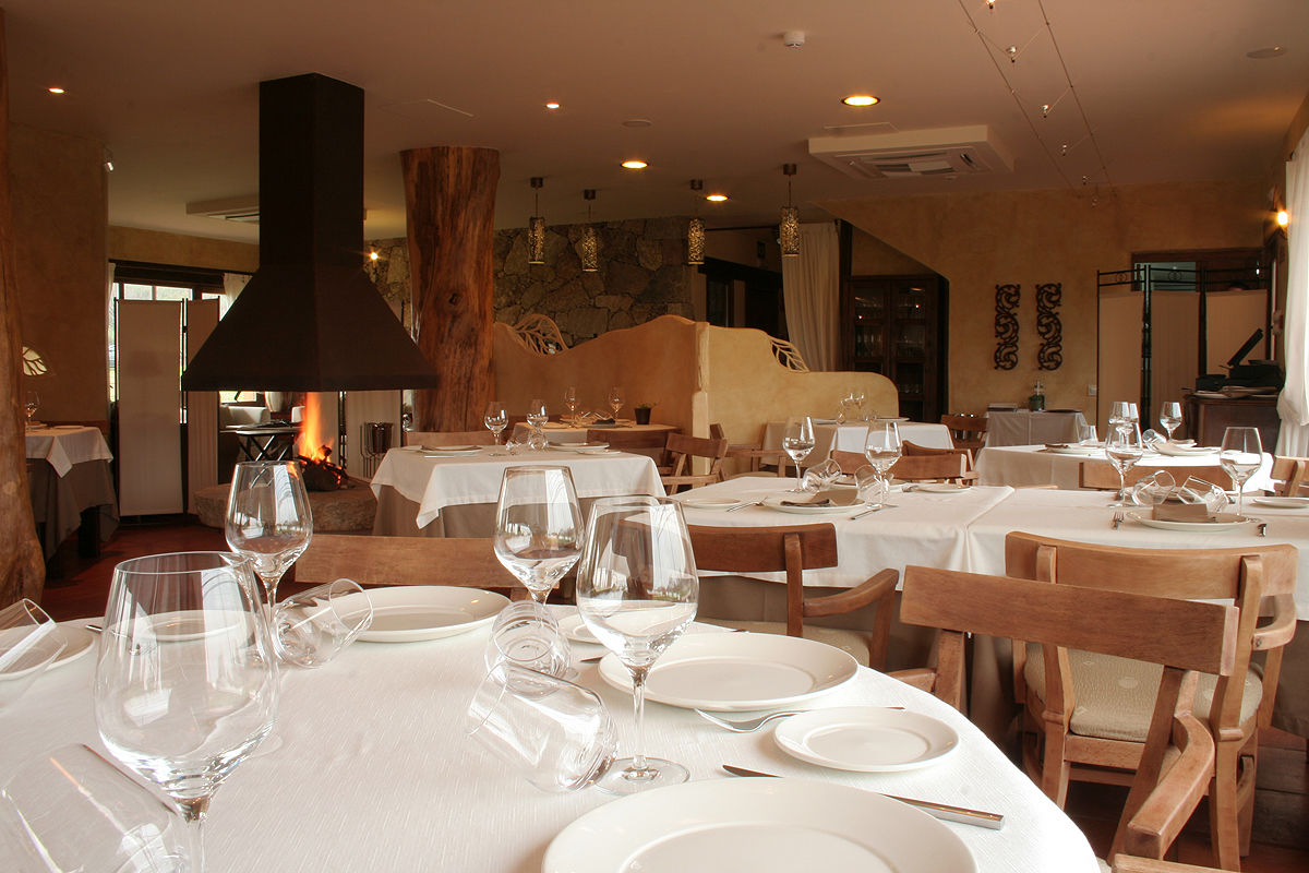 Hotel Llano Tineo Villanueva De La Vera Εξωτερικό φωτογραφία