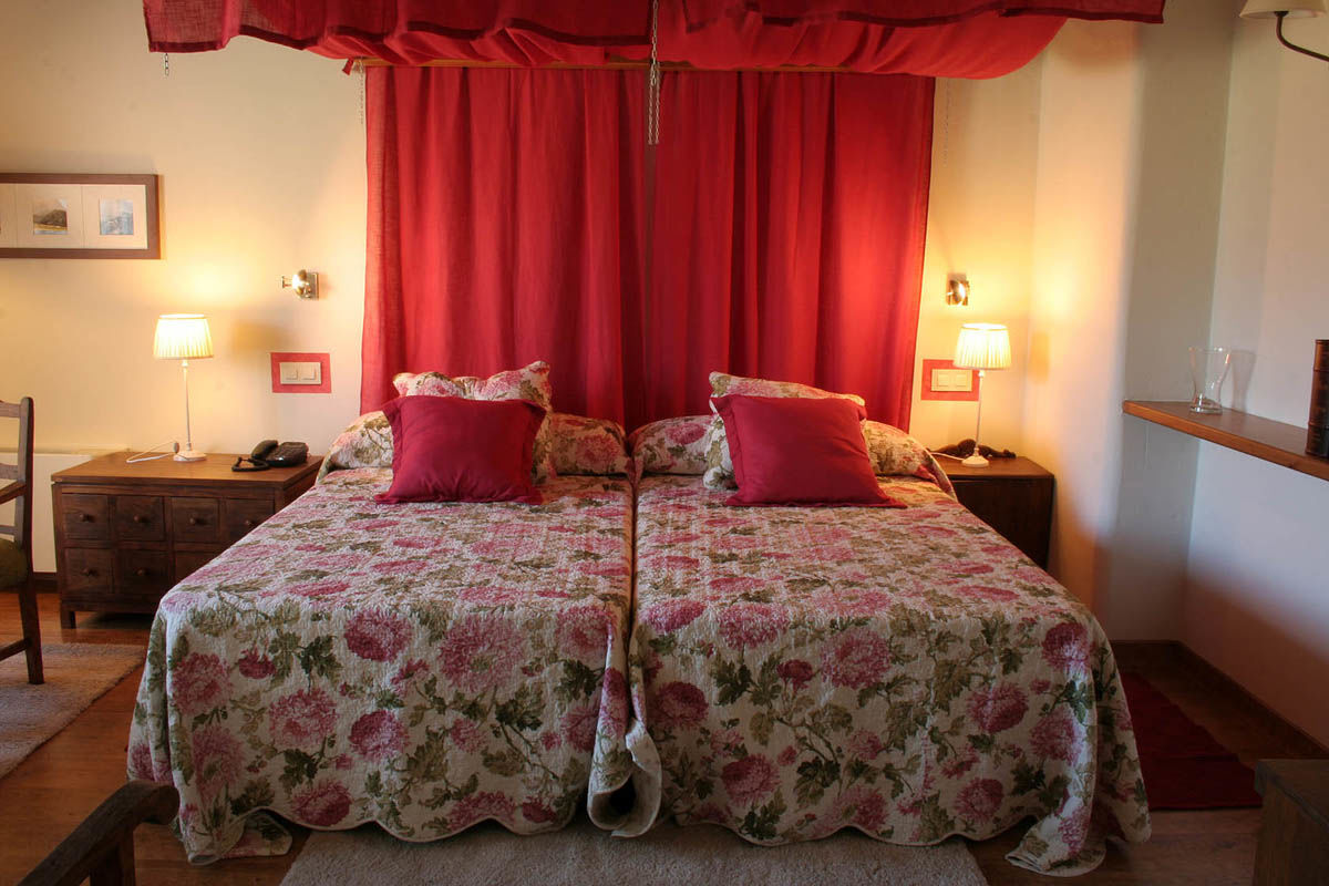 Hotel Llano Tineo Villanueva De La Vera Εξωτερικό φωτογραφία
